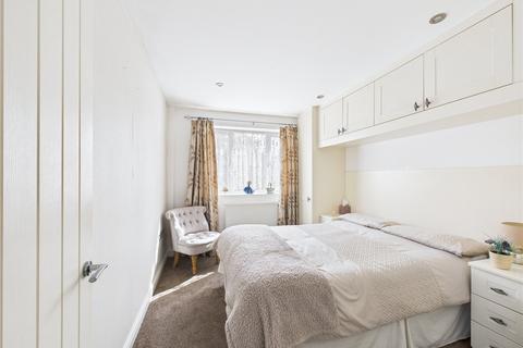 undefined, Two Mile Hill Road, Bristol BS15