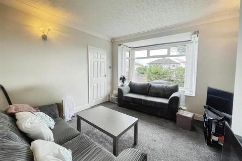 3 bedroom semi-detached house for sale, Wrose Road, Bradford BD2