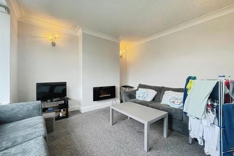 3 bedroom semi-detached house for sale, Wrose Road, Bradford BD2