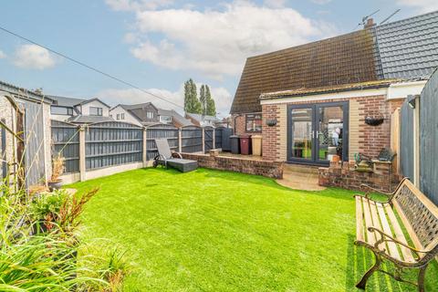 3 bedroom semi-detached house for sale, Linden Avenue, Bolton BL3