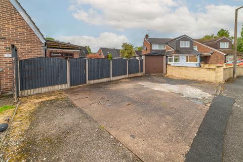 3 bedroom semi-detached house for sale, Linden Avenue, Bolton BL3