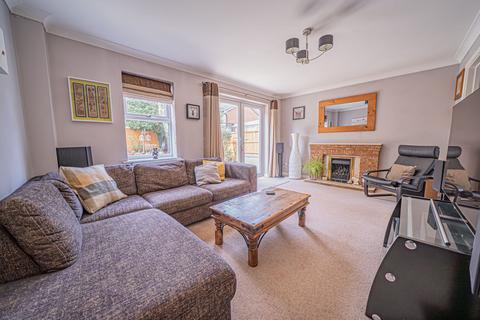 undefined, Chadworth Avenue, Dorridge, B93
