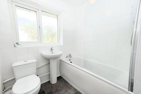 3 Dante Close, Eccles, Manchester, M30 9DT