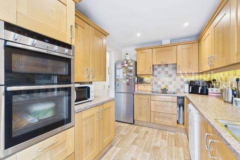 2 bedroom detached bungalow for sale, Daniel Gardens, Eye