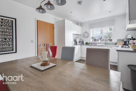 undefined, Avocet Way, Ashford