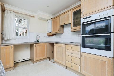 2 bedroom apartment for sale, Hollins Hall, Harrogate HG3