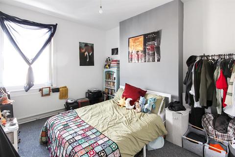 5 bedroom maisonette to rent, Buckingham Place, Brighton