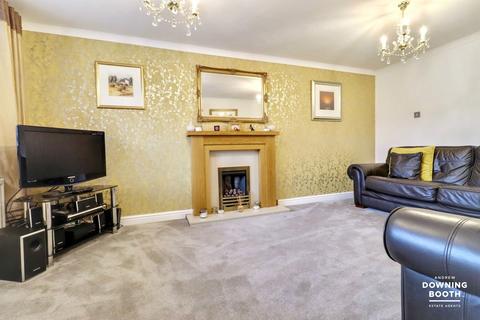 4 bedroom detached house for sale, Sedgemere Grove, Shelfield, WS4 1XE - Beautifully Presented Family Home