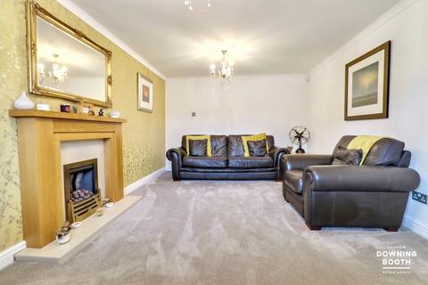 4 bedroom detached house for sale, Sedgemere Grove, Shelfield, WS4 1XE - Beautifully Presented Family Home