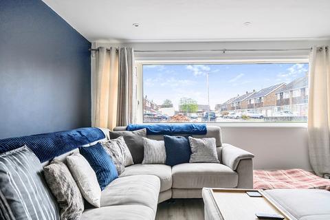 19 Swanbrook, Swindon, SN3 5AJ