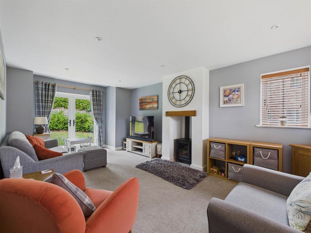 CAM03972 G0-PR0119-STILL001.jpg