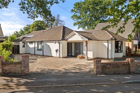 4 bedroom bungalow for sale, Hatch Ride, Berkshire RG45
