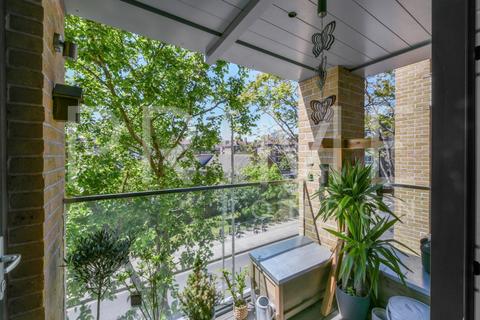 1 bedroom apartment for sale, Taper Building, 175 Long Lane, Borough