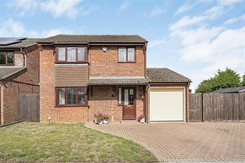 3 bedroom detached house for sale, Trent Crescent, Bicester