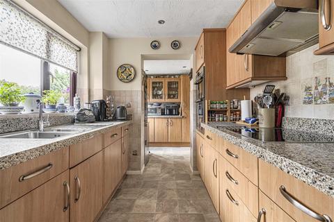 undefined, Trent Crescent, Bicester
