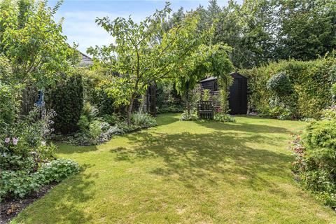 10 Turnpike Drive, Orpington, BR6 7SJ