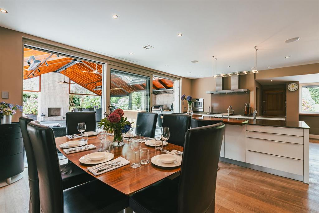 Dining Kitchen