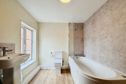 2 bedroom detached house for sale, Nantwich Road, Cheshire CW10