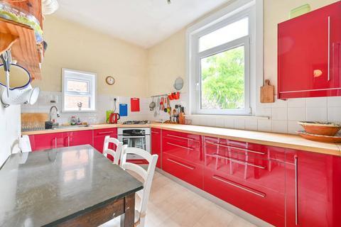 3 bedroom flat for sale, Dean Road, Willesden Green, London, NW2