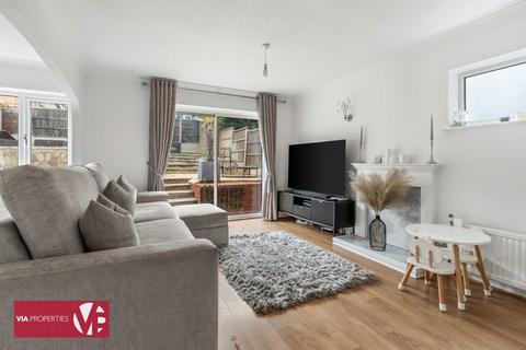 undefined, John Eliot Close, Waltham Abbey EN9