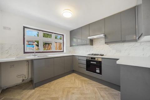 82 Coledale Drive, Stanmore, HA7 2QF