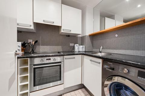 1 bedroom flat for sale, Plumbers Row, Aldgate, E1
