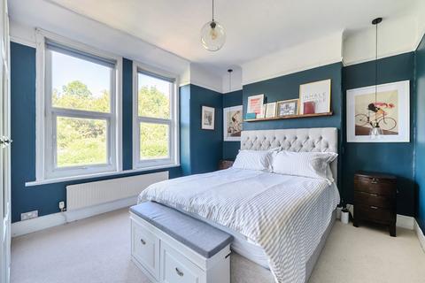 3 bedroom maisonette for sale, Harborough Road, Streatham, London, SW16