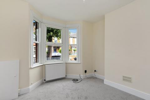undefined, North Avenue, Southend-on-Sea, Essex, SS2