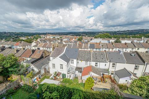 4 bedroom terraced house for sale, Emmanuel Road, Hastings