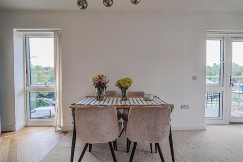 2 bedroom apartment for sale, Frogmore Road, Hemel Hempstead, HP3