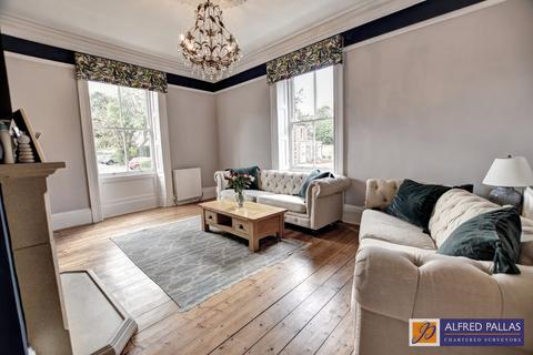 3 bedroom end of terrace house for sale, Rectory Bank, West Boldon