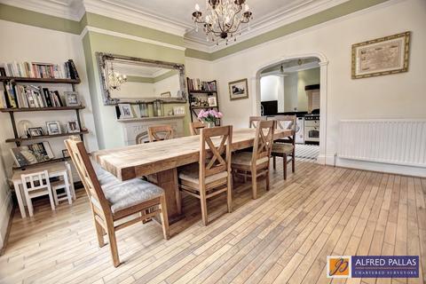 3 bedroom end of terrace house for sale, Rectory Bank, West Boldon