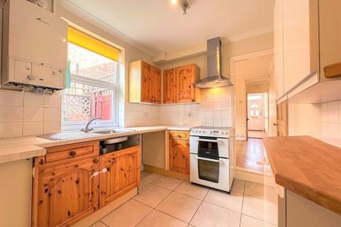 3 bedroom semi-detached house for sale, Devonshire Road, Ipswich