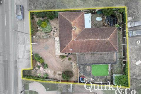 4 bedroom detached bungalow for sale, Long Road, Canvey Island, SS8