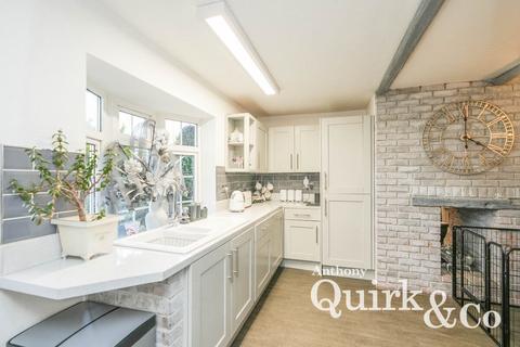 4 bedroom detached bungalow for sale, Long Road, Canvey Island, SS8