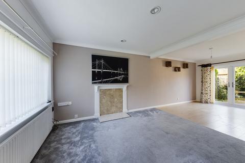 3 bedroom detached house for sale, Bridge Road, Bessacarr