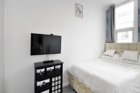 2 bedroom apartment for sale, Crescent Road, Worthing