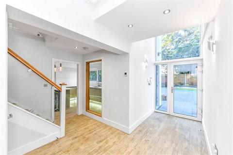 undefined, Elm Bank, Nottingham, Nottinghamshire, NG3