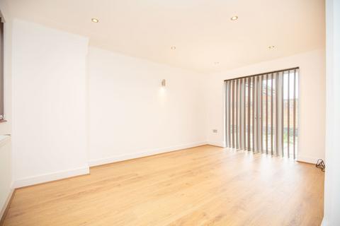 3 Hayes Road, Nuneaton, CV10 0NH