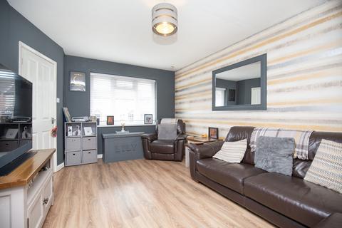 1 Barnsley Close, Atherstone, CV9 2DG