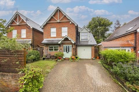 undefined, Vale Avenue, Southborough