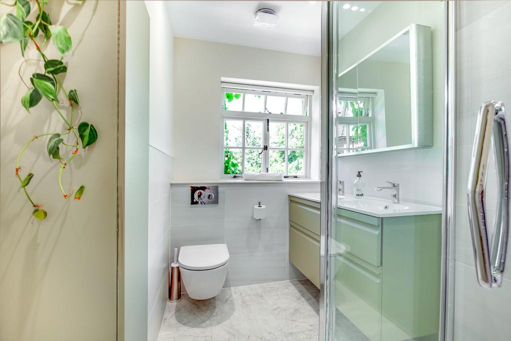 T29335-eh-interior-33