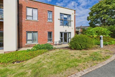 undefined, Kingswood, Kingsway, CH2