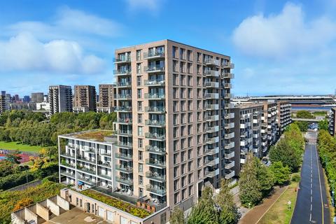 2 bedroom apartment for sale, Waterside Heights, 16 Booth Road, London, Greater London, E16