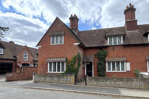 undefined, Main Street, Thorpe Satchville