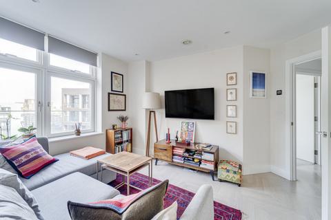 1 bedroom apartment for sale, Sterling Way, Islington, London