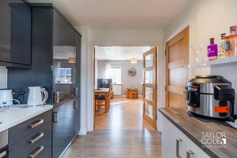 3 bedroom townhouse for sale, Lowes Drive, Tamworth