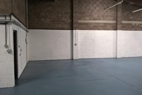 Warehouse to rent, Unit 4 Kestrel Close, Bridgend Industrial Estate, Cf31 3rwf31 Bridgend CF31