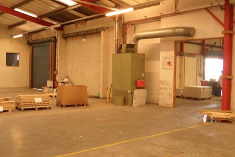 Warehouse to rent, Litchard Industrial Estate Bridgend CF31 2AL
