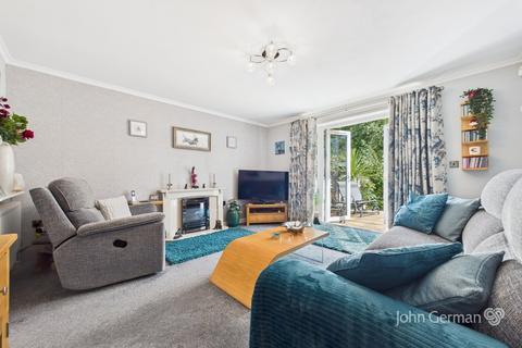 undefined, Netherfield Close, Uttoxeter